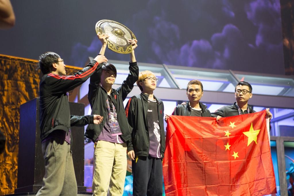 Китайцы Newbee выиграли турнир The International по Dota 2 и $5 млн. - Изображение 1 Китайцы Newbee выиграли турнир The International по Dota 2 и $5 млн. - Изображение 1